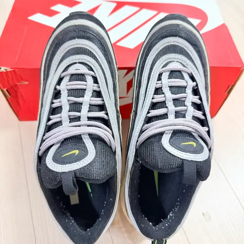 [BUNJANG] Nike Air Max 97 OG Black Volt Asia / 나이키 에어맥스 97 OG 블랙 볼트 아시아 240