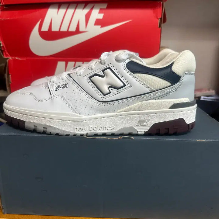 [BUNJANG] New Balance 550 White Burgundy Sneakers / 뉴발란스550 화이트 버건디