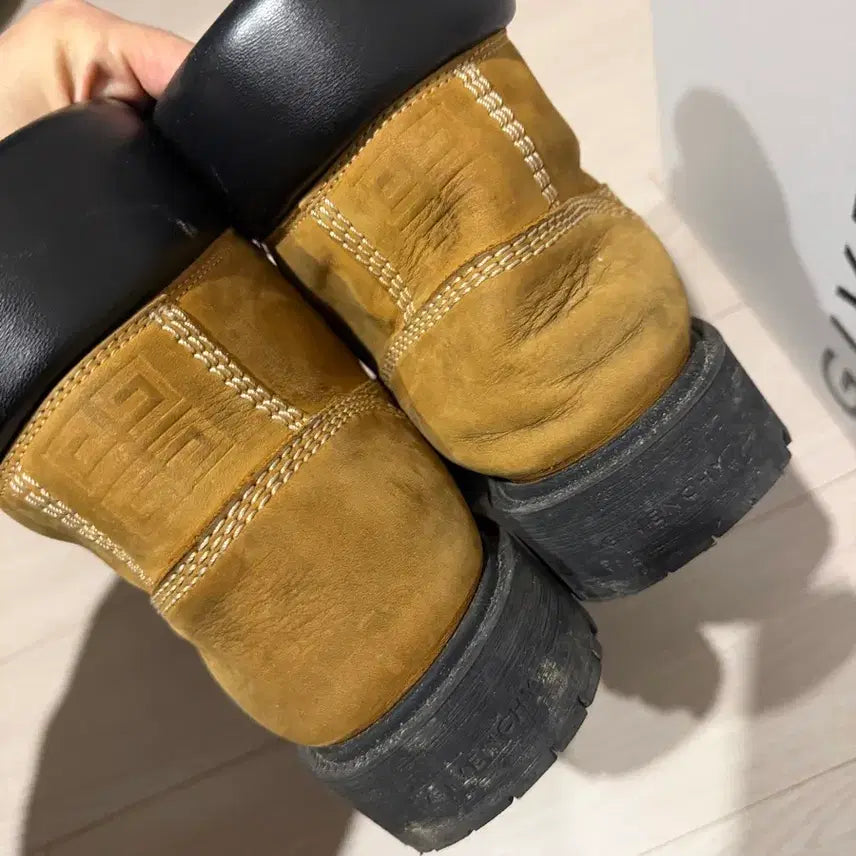 [BUNJANG] Givenchy x Timberland Leather Walker Boots Size 42 / 지방시 팀버랜드 워커 부츠 42