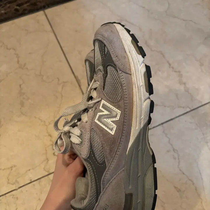 [BUNJANG] New Balance 993 Gray Sneakers / 뉴발란스 993 그레이 스니커즈