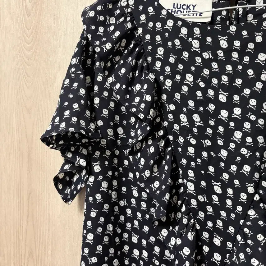 [BUNJANG] Lucky Chouette Authentic One-Piece Dress / 럭키슈에트 정품 원피스