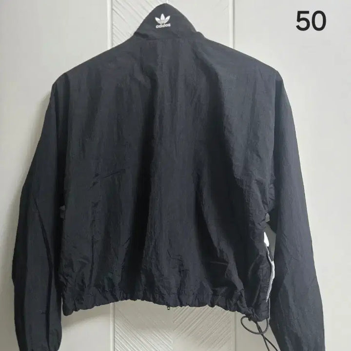 [BUNJANG] Adidas Big Logo Semi-Crop Windbreaker / 아디다스 빅로고 세미크롭 바람막이