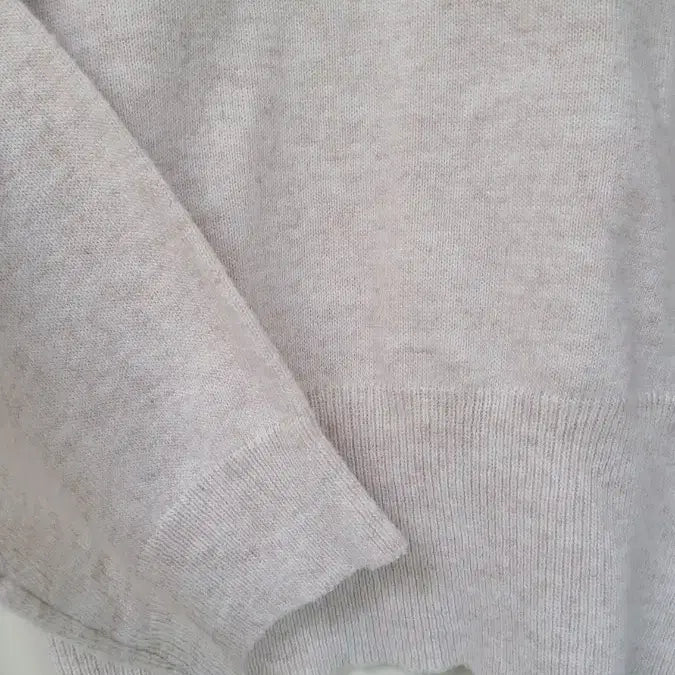 [BUNJANG] Batwing Knit T-Shirt Light Beige / 연베이지 가오리핏 니트 티셔츠