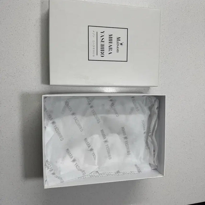 [BUNJANG] Maison Mihara Yasuhiro Sneaker Box Accessories / 메종미하라야스히로  스니커즈 박스 상자 부속품