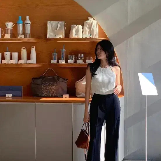 [BUNJANG] Hawa Halter Sleeveless Ivory / 하와 홀터 슬리브리스 아이보리