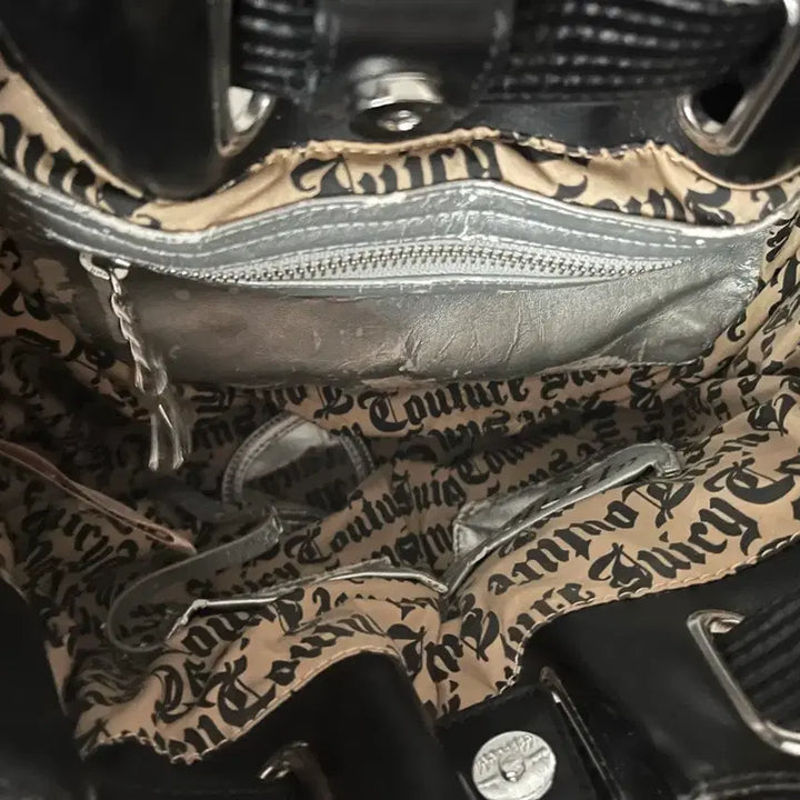 [BUNJANG] Juicy Couture Black Velvet Shoulder Bag / 쥬시꾸뛰르 블랙 벨벳 숄더백