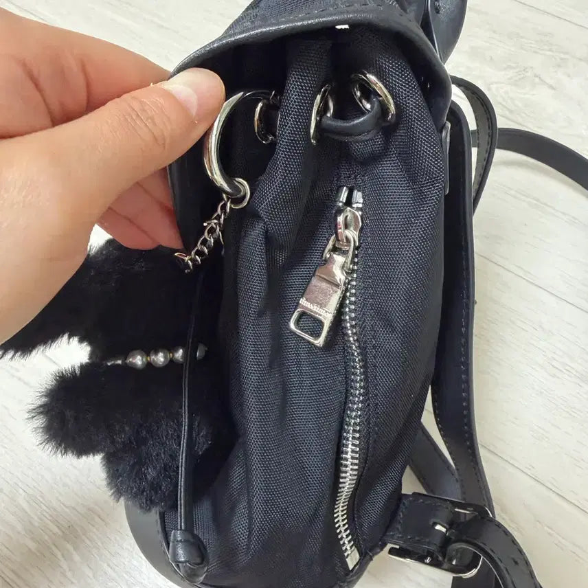 [BUNJANG] Threetimes Acorn Black Backpack / threetimes 아콘 블랙 백팩