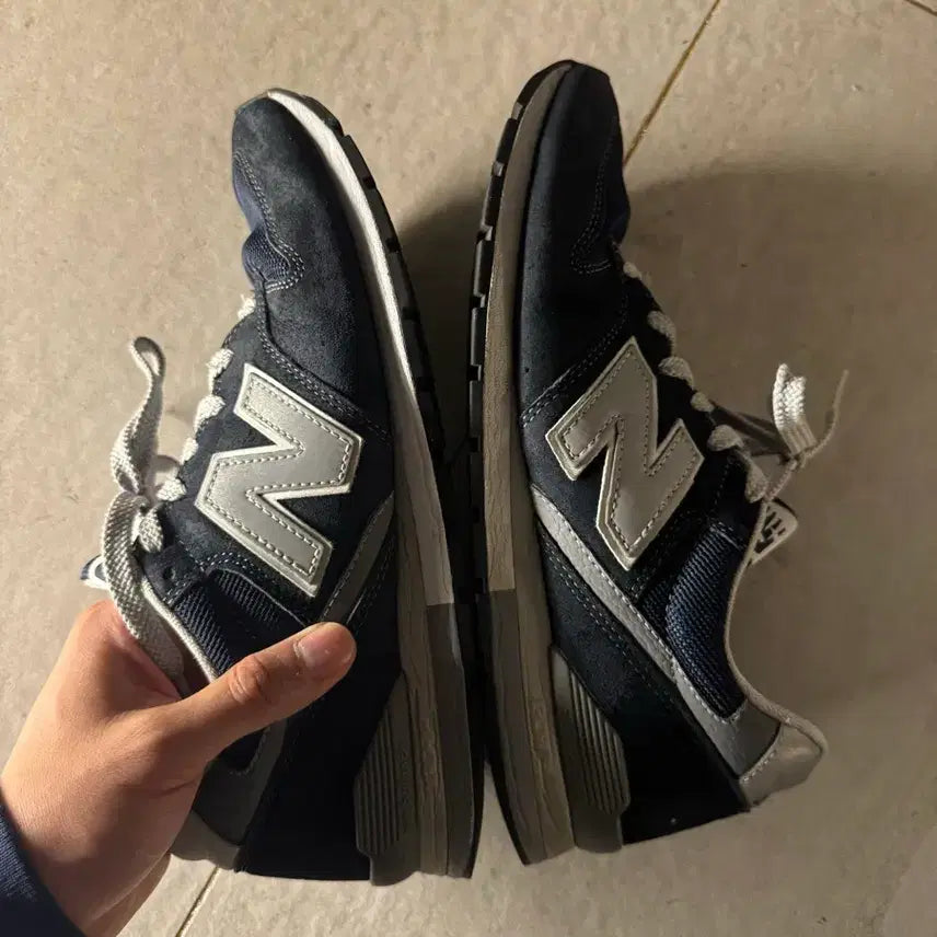 [BUNJANG] New Balance 996 Navy 270 / 뉴발란스 996 네이비 270