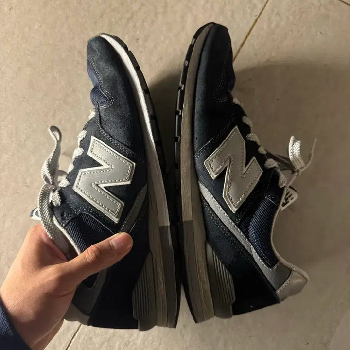 [BUNJANG] New Balance 996 Navy 270 / 뉴발란스 996 네이비 270