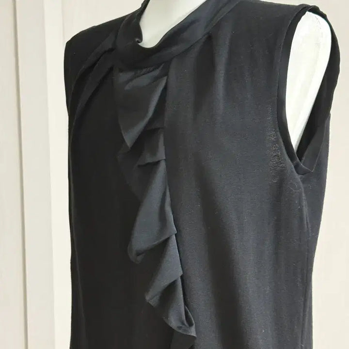 [BUNJANG] Kuho Black Ruffle Colorblock Dress/Blouse / 구호 Kuho 검정색 러플 장식 배색 드레스/블라우스