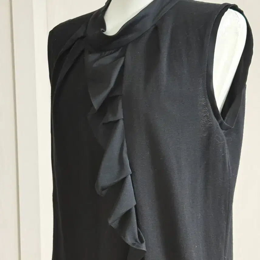 [BUNJANG] Kuho Black Ruffle Colorblock Dress/Blouse / 구호 Kuho 검정색 러플 장식 배색 드레스/블라우스