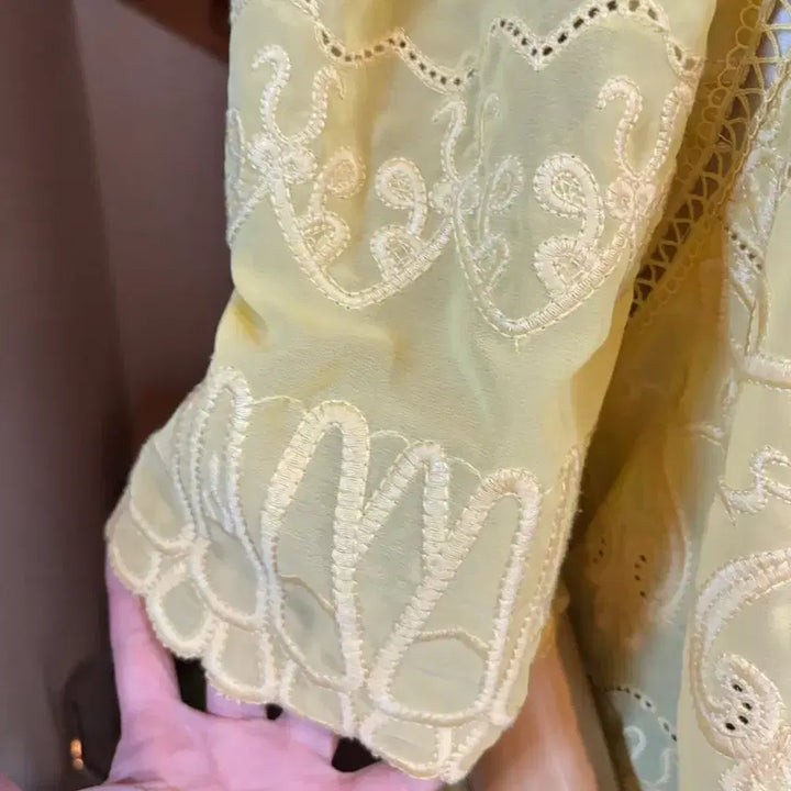 [BUNJANG] Anna Sui Embroidered Blouse / 안나수이 자수 블라우스