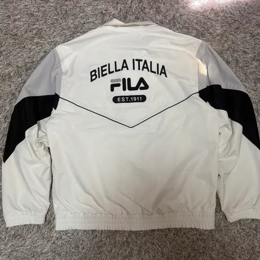 [BUNJANG] Fila REG Fit Vintage Windbreaker / [L] 휠라 REG 핏 구제 바람막이