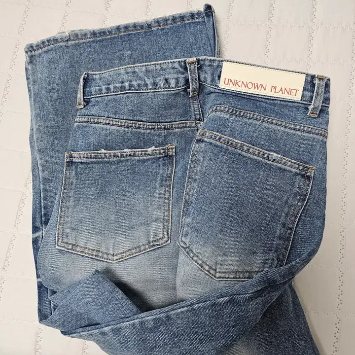 [BUNJANG] Unknown Planet Two-Tuck Wide Denim Pants Light Blue / 언노운 플라넷-투턱 와이드 데님 라이트 블루