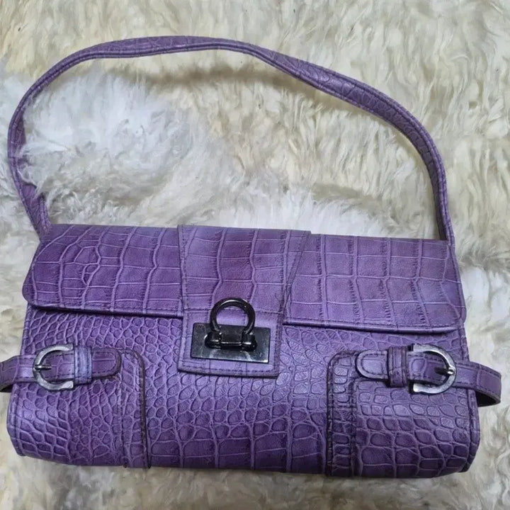 [BUNJANG] Purple Crocodile Shoulder Bag / 퍼플 크로커다일 숄더백