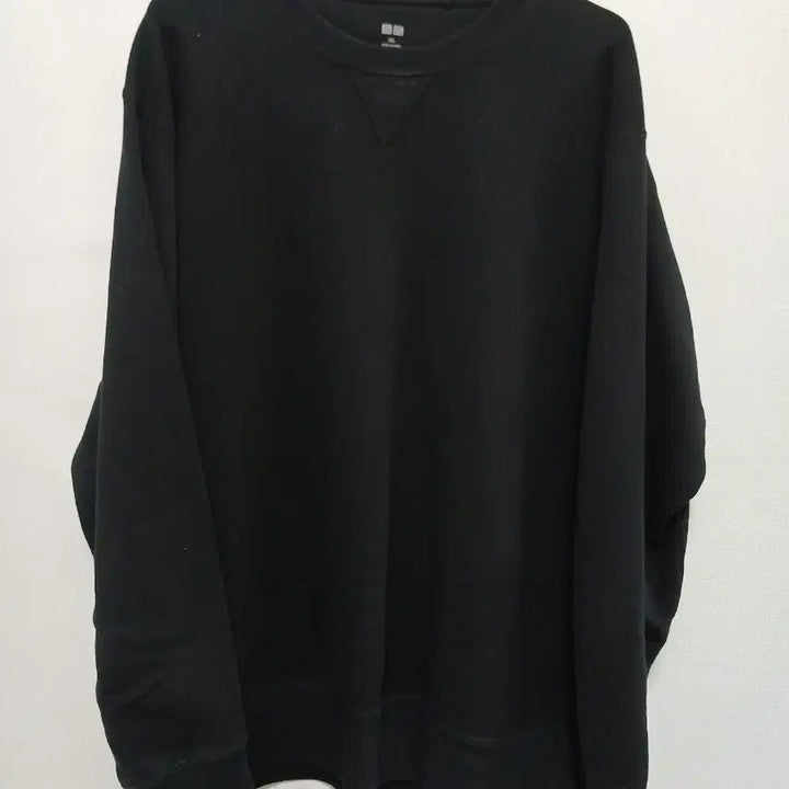 [BUNJANG] Uniqlo Black Sweatshirt T-Shirt / 유니클로 블랙 맨투맨 티셔츠