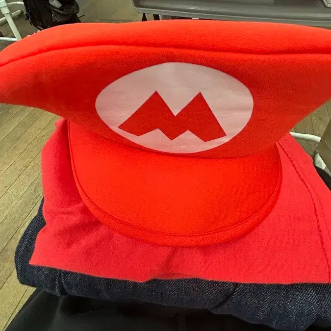 [BUNJANG] Mario Concept Graduation Photo Costume Set / 졸업사진 마리오 컨셉 의상 팔아요