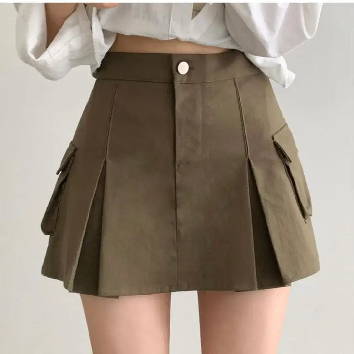 [BUNJANG] Khaki Cargo Pleats Mini Skirt with Inner Shorts / 카키 카고 플리츠 미니스커트(속바지 내장)