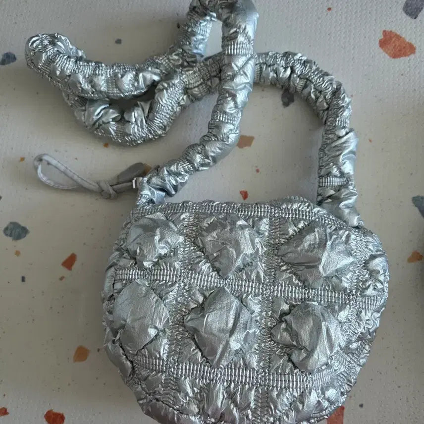 [BUNJANG] Carlyn Poing Bag / 칼린 포잉백