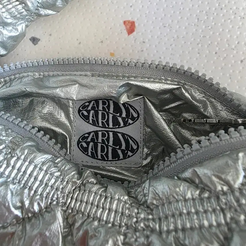 [BUNJANG] Carlyn Poing Bag / 칼린 포잉백
