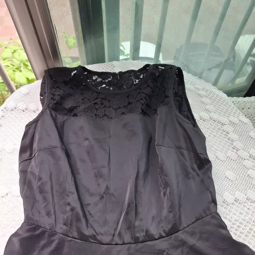[BUNJANG] Lenibean Black Lace Long Sleeve Dress Size 55 / 레니본 블랙 레이스 긴팔 원피스55
