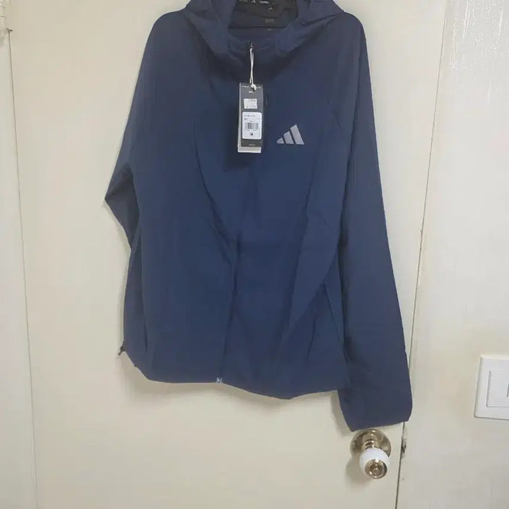 [BUNJANG] Adidas Navy Windbreaker Hooded Jacket / 아디다스 네이비 바람막이 후드 자켓