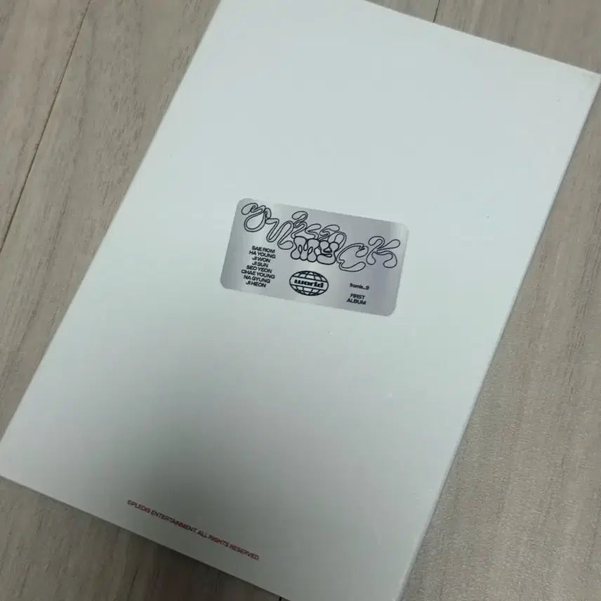 [BUNJANG] fromis_9 Minau Unlock My World Photocard Book / 프로미스나인 미나우 언락마이월드 포스트카드 북