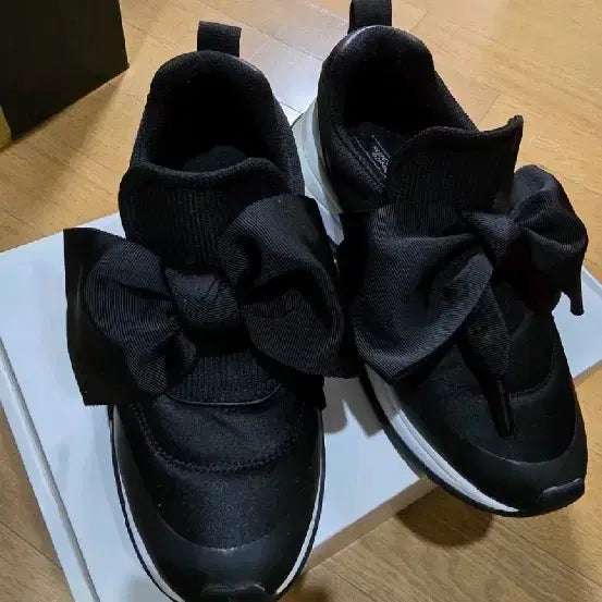 [BUNJANG] SUECOMMA BONNIE Flat Shoes (Size 240) / 슈콤마보니 240