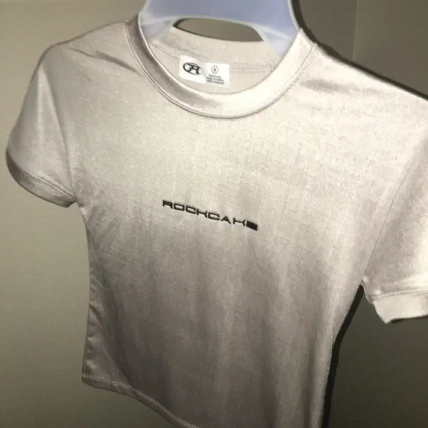 [BUNJANG] Rockcake Glass Glitter T-shirt / 락케이크 glass glitter 티셔츠