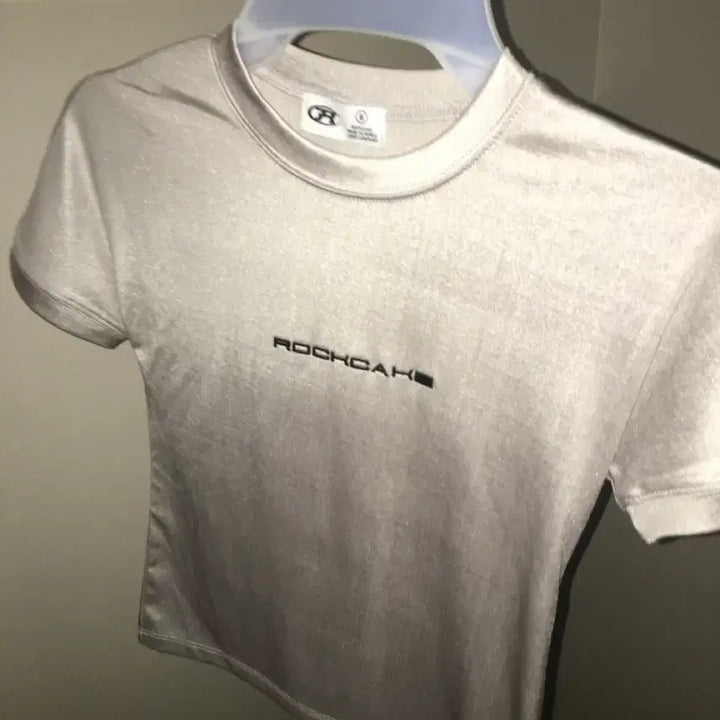[BUNJANG] Rockcake Glass Glitter T-shirt / 락케이크 glass glitter 티셔츠