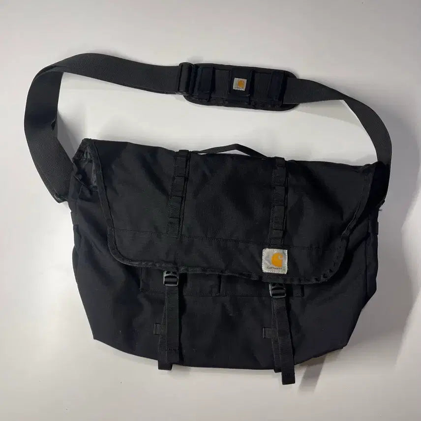 [BUNJANG] Carhartt Cargo Messenger Bag Black / 칼하트 카고 메신저백 블랙
