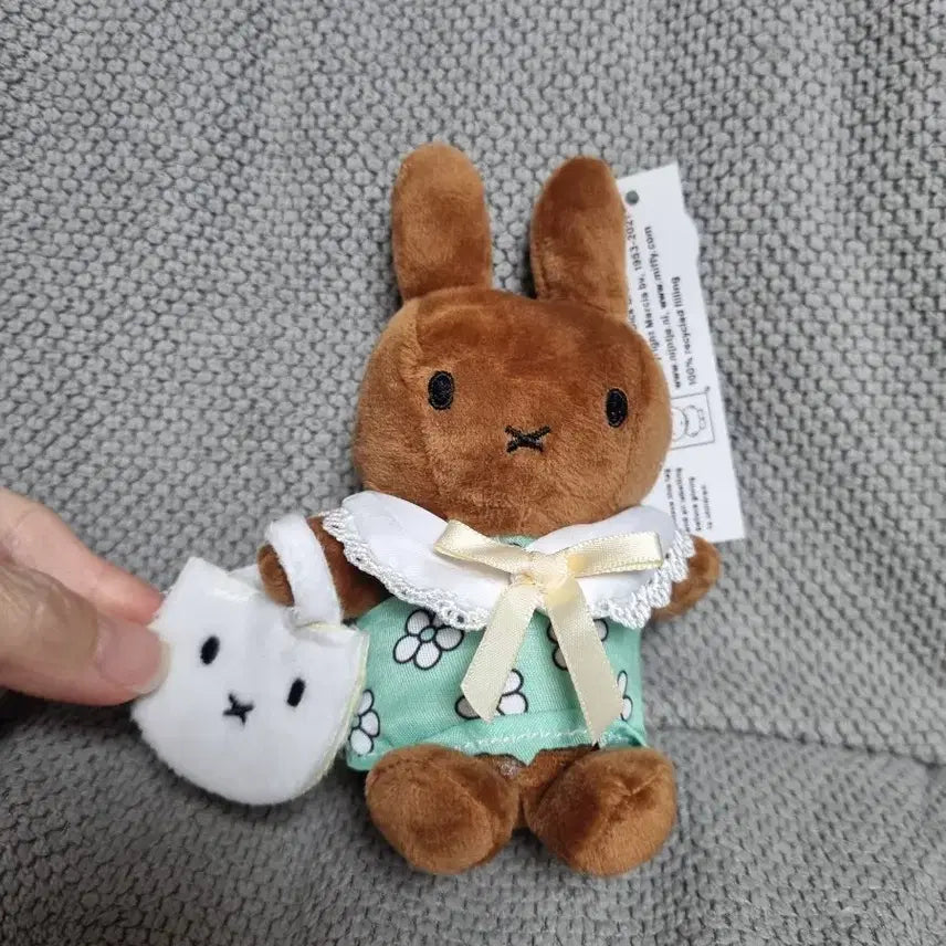 [BUNJANG] Tanning Miffy One Piece Doll Keychain / 태닝미피 원피스 인형키링