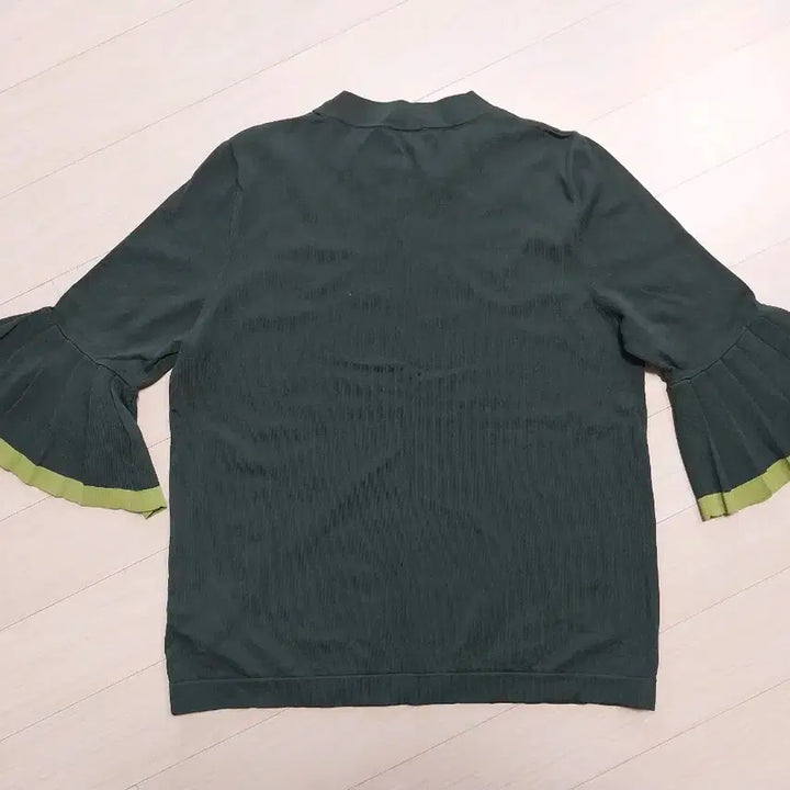 [BUNJANG] COS Pleated Sleeve Knit Top (Size S) / cos 소매 플리츠 니트55~66가능