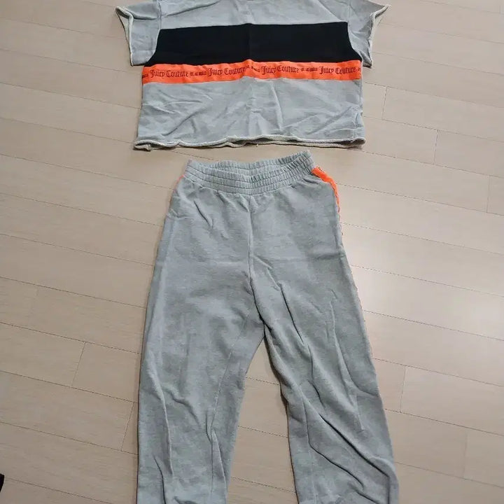 [BUNJANG] Juicy Couture Tracksuit Set Size 55 / 쥬시꾸뛰 트레이닝 세트 55