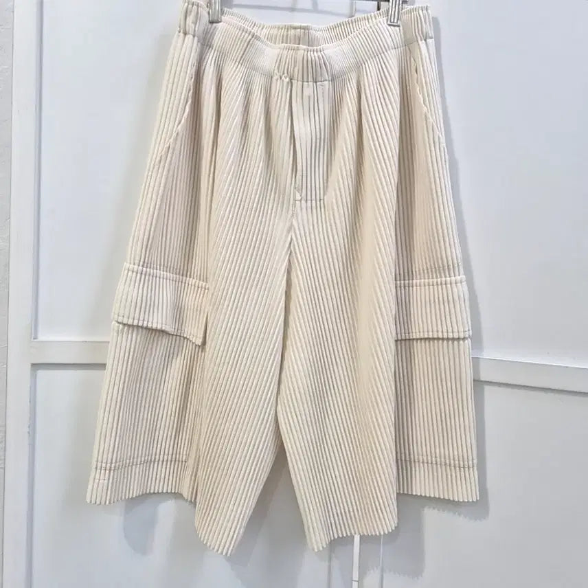 [BUNJANG] YOYO Cargo Pleats Bermuda Shorts / 와이오와이 카고 플리츠 반바지 남성 (m~xl)
