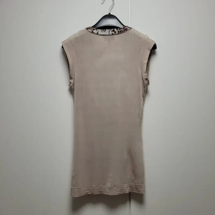 [BUNJANG] Just Cavalli Sleeveless Top / Just Cavalli 저스트 카발리 슬리브리스