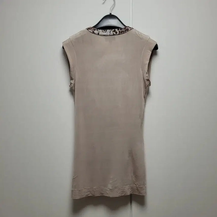 [BUNJANG] Just Cavalli Sleeveless Top / Just Cavalli 저스트 카발리 슬리브리스