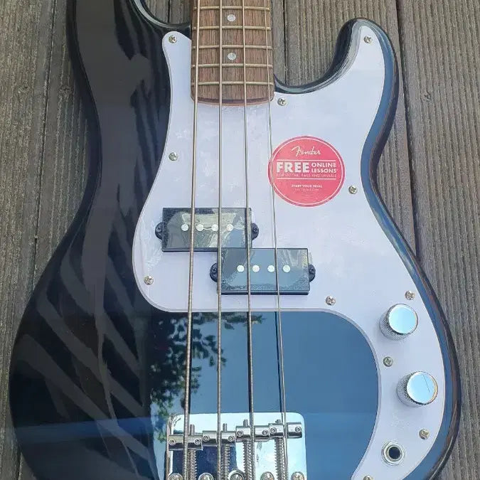 [BUNJANG] Squier Mini Precision Bass Guitar / 스콰이어 미니  P베이스 기타 청소년용&amp;여성용 