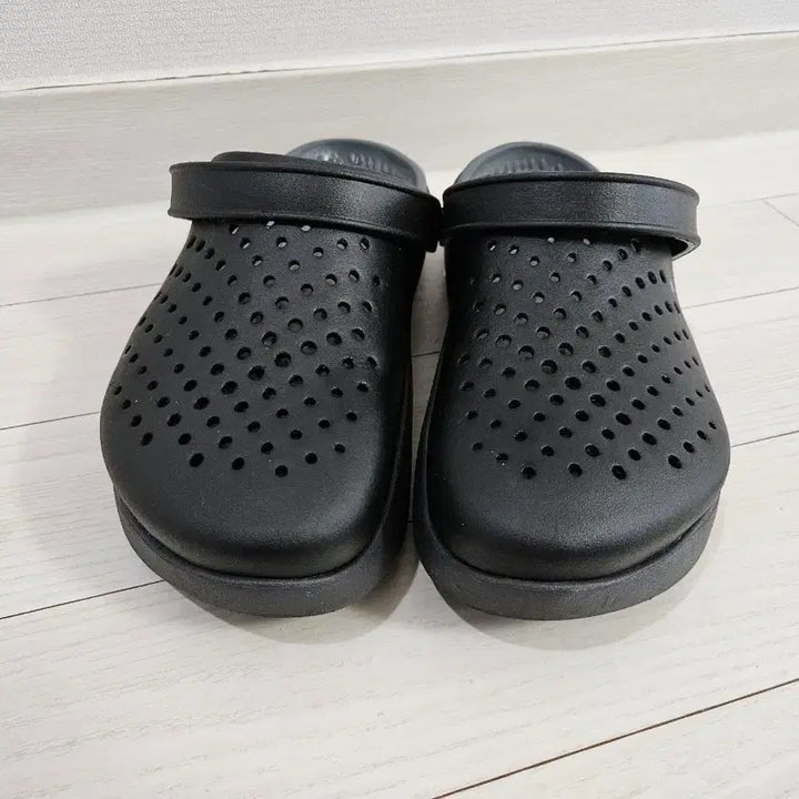 [BUNJANG] Crocs Literide Inmotion Clog Sandals Black 275 / 크록스 라이트라이드 인모션 클로그 샌들 슬리퍼 아쿠아슈즈 블랙 275