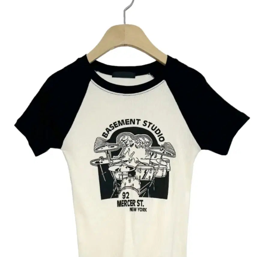 [BUNJANG] Ablie Y2K Style Colorblock Raglan Short Sleeve T-Shirt / 새상품급) 에이블리 Y2K 스타일 배색 레글런 반팔