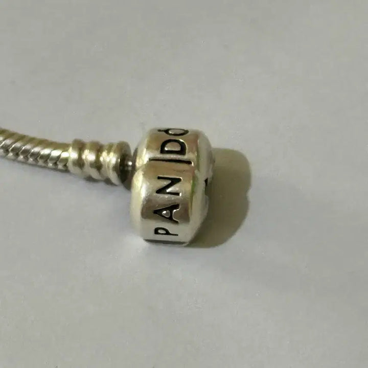 [SOLD OUT] 판도라 팔찌 (정품)