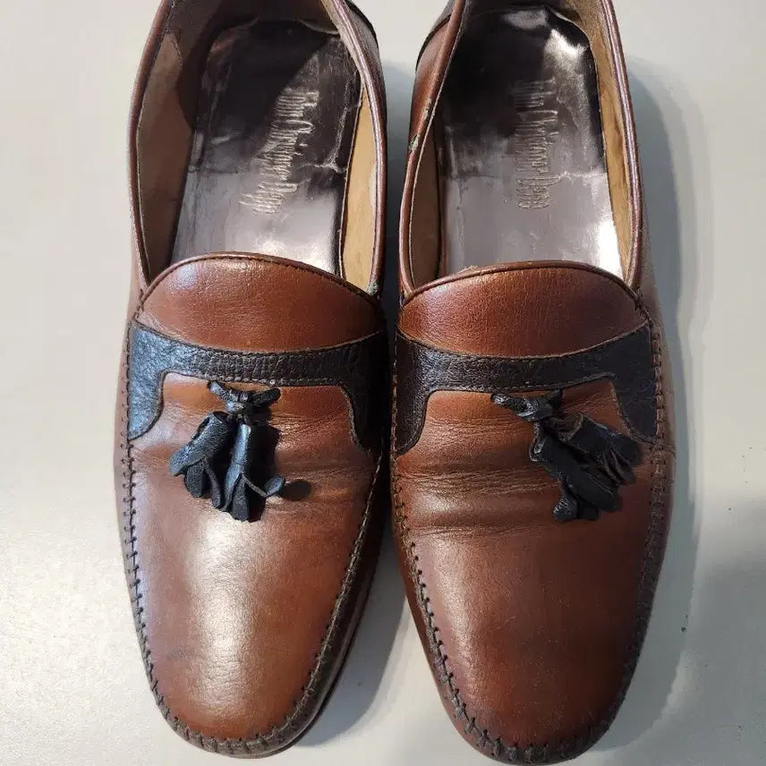 [BUNJANG] Brown Tassel Detail Leather Loafers Size 41 / 브라운 태슬 장식 가죽 로퍼...브라운 가죽 테슬 로퍼 41사이즈