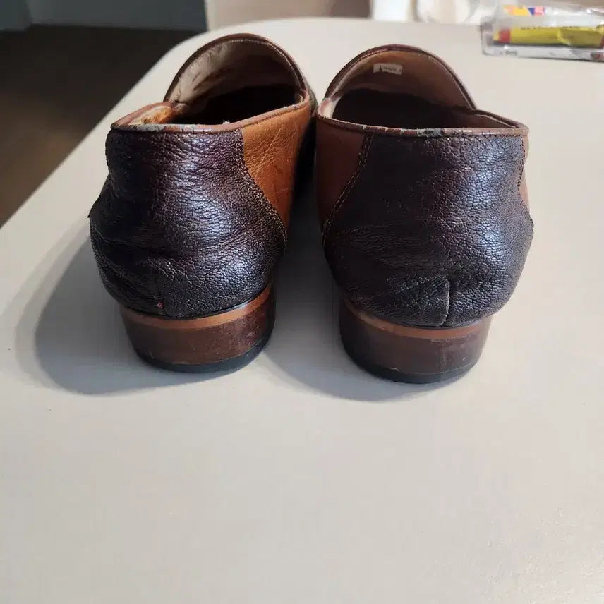 [BUNJANG] Brown Tassel Detail Leather Loafers Size 41 / 브라운 태슬 장식 가죽 로퍼...브라운 가죽 테슬 로퍼 41사이즈