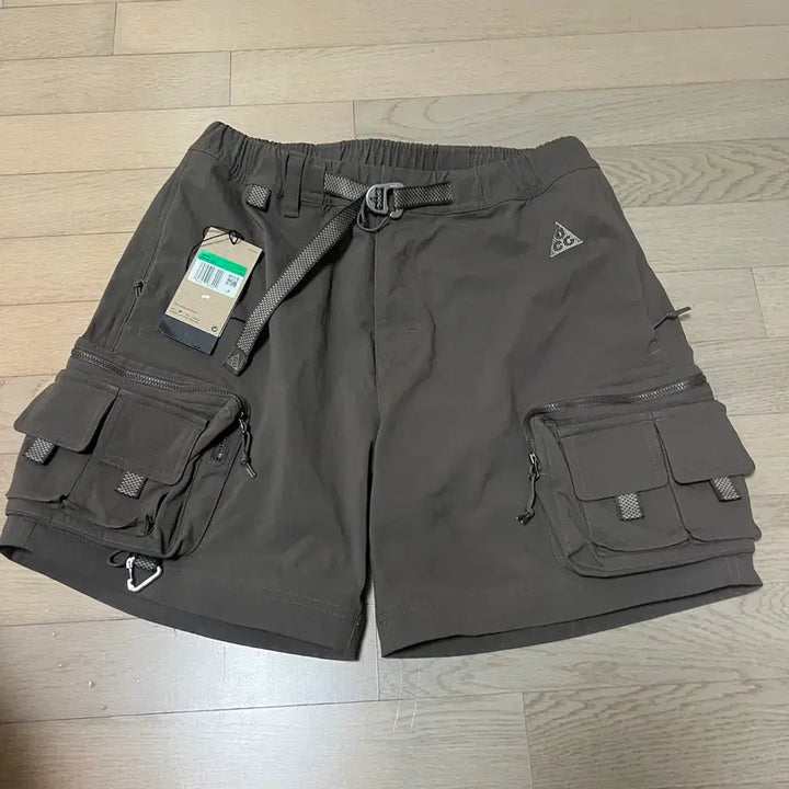 [BUNJANG] Nike ACG Cargo Shorts Ironstone / US-M 나이키 ACG 카고쇼츠 반바지 아이언스톤