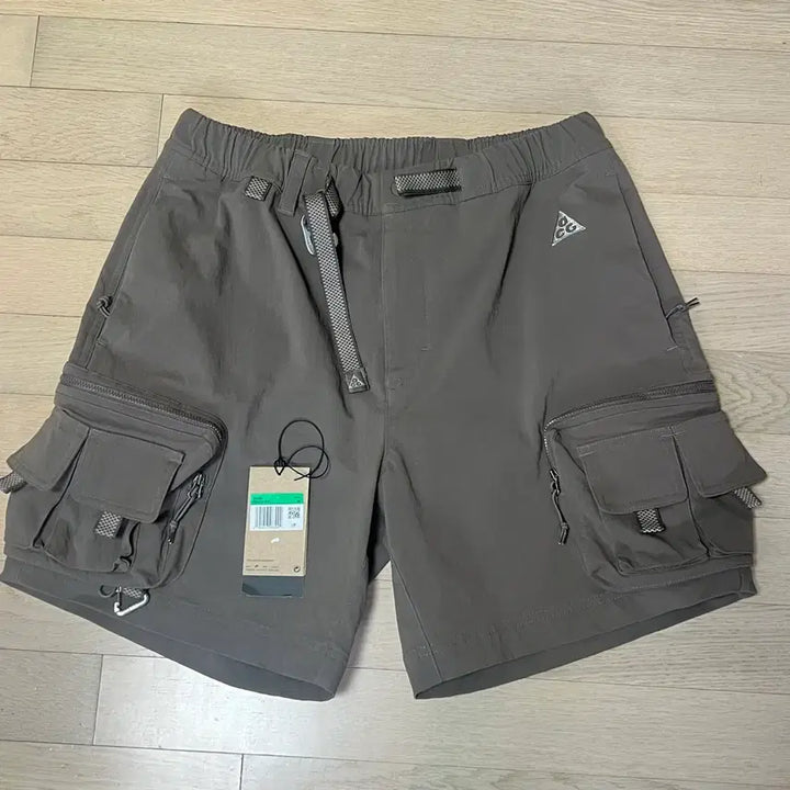 [BUNJANG] Nike ACG Cargo Shorts Ironstone / US-M 나이키 ACG 카고쇼츠 반바지 아이언스톤