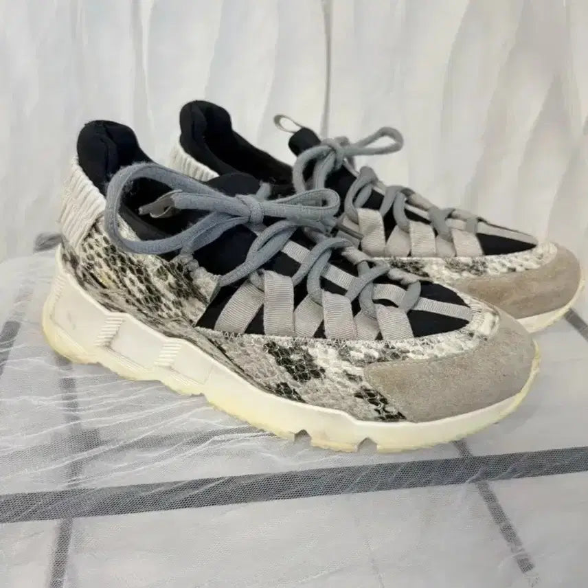 [BUNJANG] Pierre Hardy Python Leather Sneakers / PIERRE HARDY 피에르 하디 뱀피가죽 스니커즈