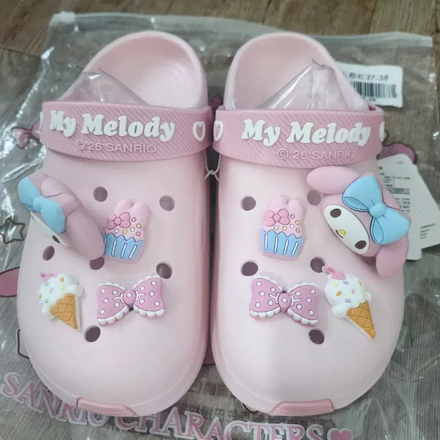 [BUNJANG] My Melody Sanrio Sandals / 마이멜로디 산리오 샌들