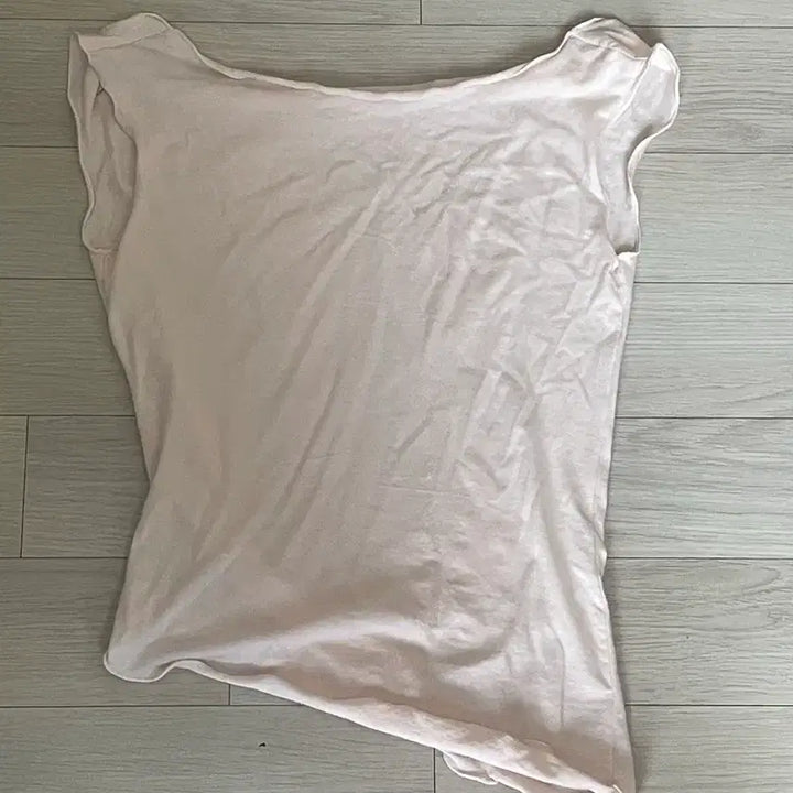 [BUNJANG] Levoir Off-Shoulder Sleeveless Top / 르브아 오프숄더 슬리브리스