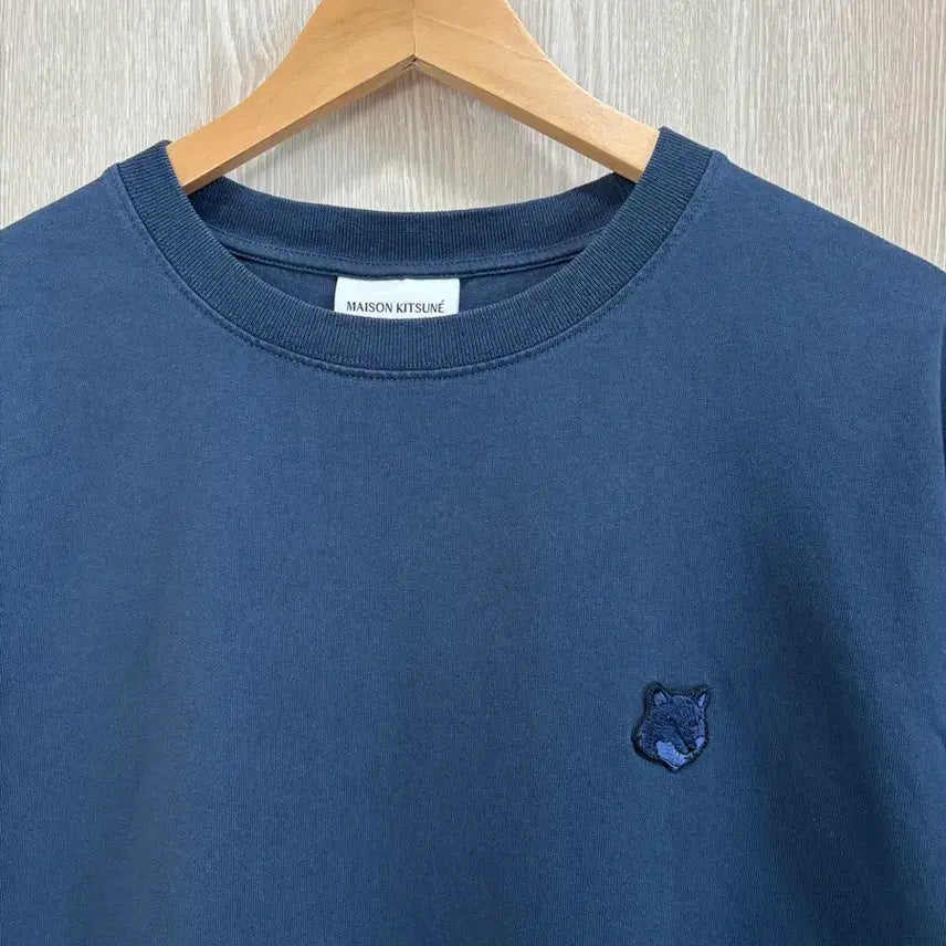 [BUNJANG] Maison Kitsune 24SS Bold Fox Head Logo Short Sleeve T-Shirt Navy XL / 24SS)메종키츠니 볼드 폭스헤드로고 반팔XL/네이비