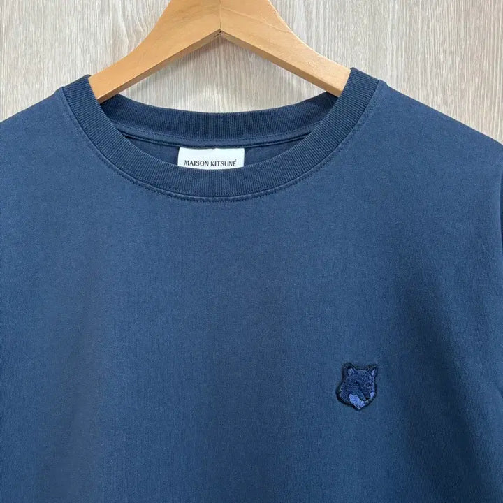 [BUNJANG] Maison Kitsune 24SS Bold Fox Head Logo Short Sleeve T-Shirt Navy XL / 24SS)메종키츠니 볼드 폭스헤드로고 반팔XL/네이비